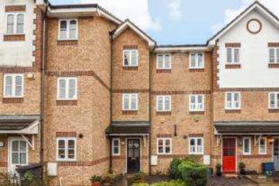 4&nbsp;Bedroom&nbsp;Terraced